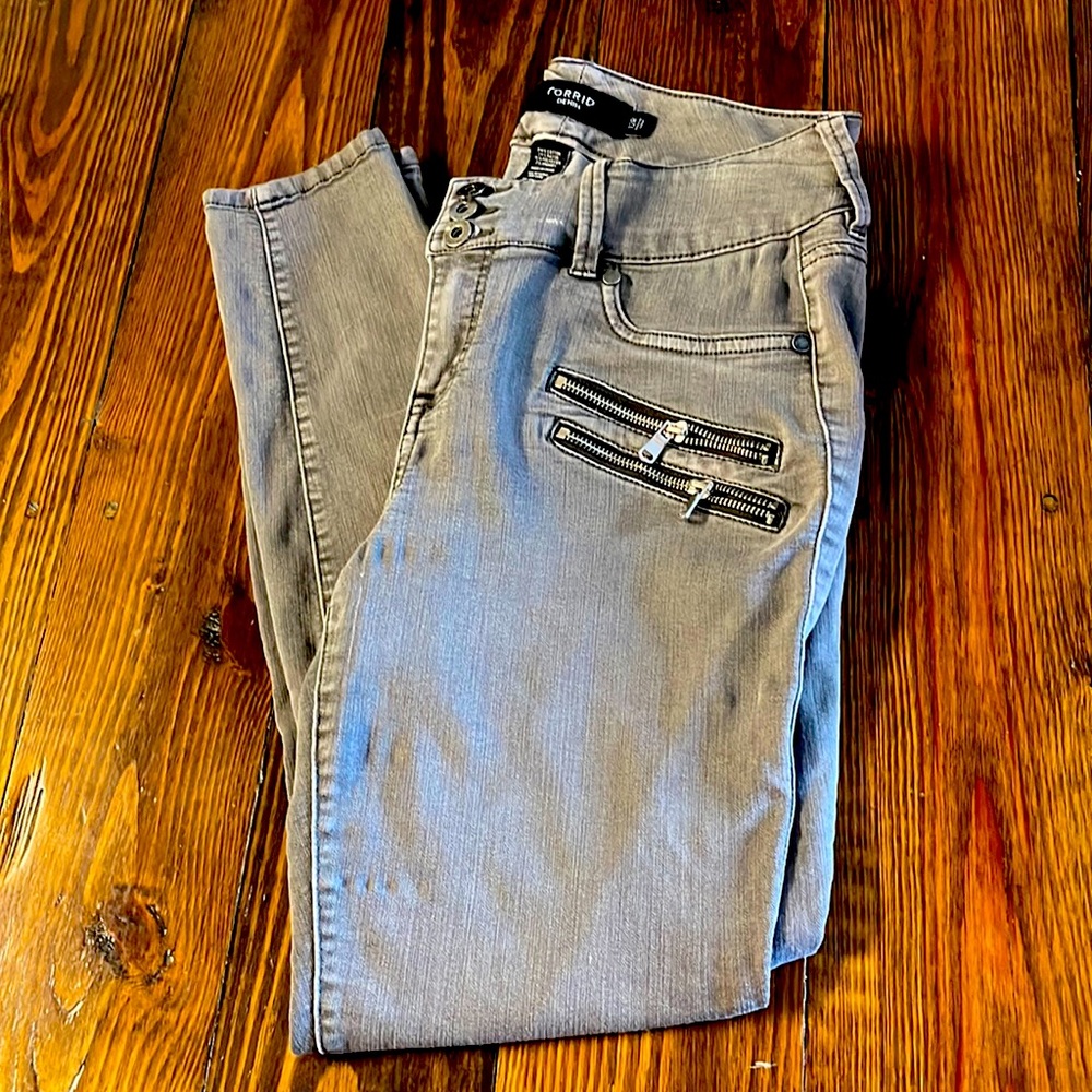 Torrid Size 12 Gray Denim Zipper Jeans Skinny Leg
